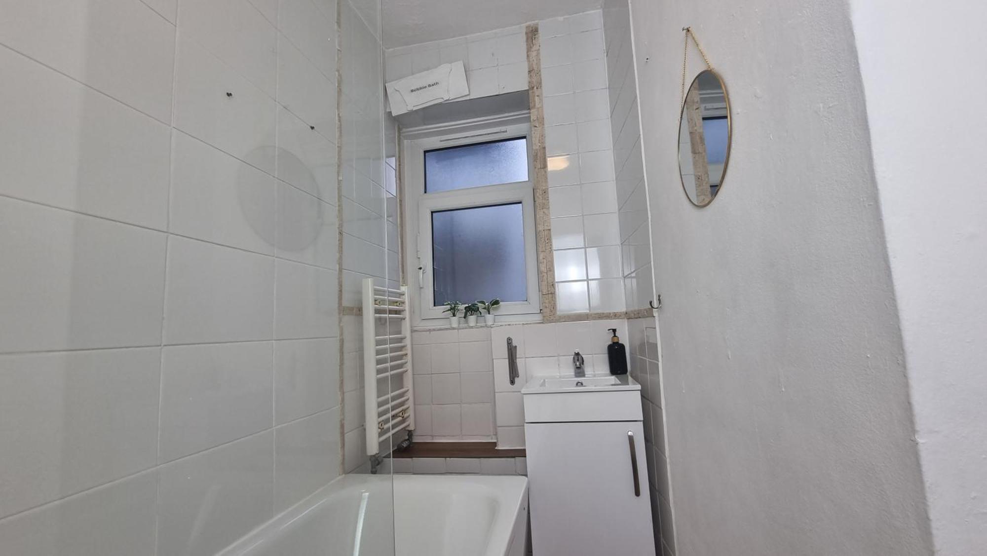 3 Bed Flat O2 Arena Dyson House Apartment Лондон Екстериор снимка